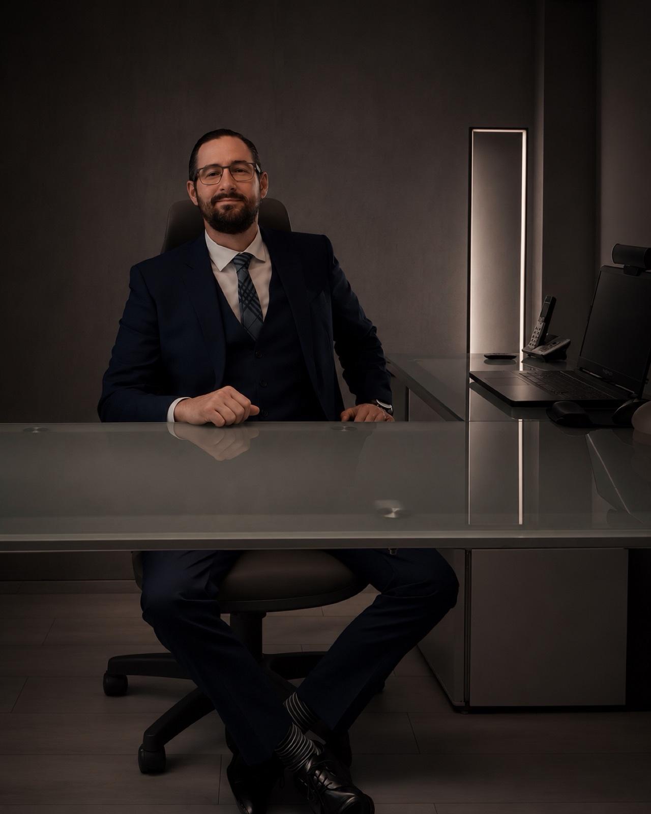 Dr. Luis Tactuk